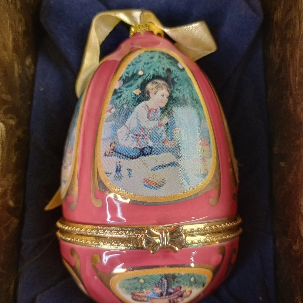 Valerie Parr‎ Hill Mr Christmas Egg Shaped Musical Christmas Ornaments Bethlehem